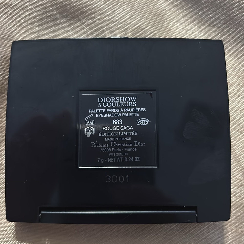 Dior Sleek Black Compact NWOT - Picture 7 of 7